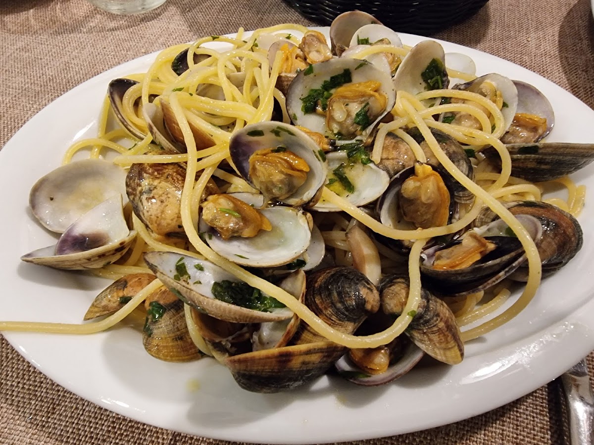 Trattoria Ambasciata Di Giordano Carmela-6